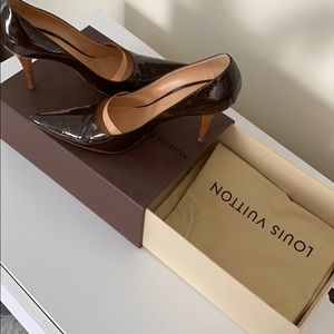 Louis Vuitton pumps